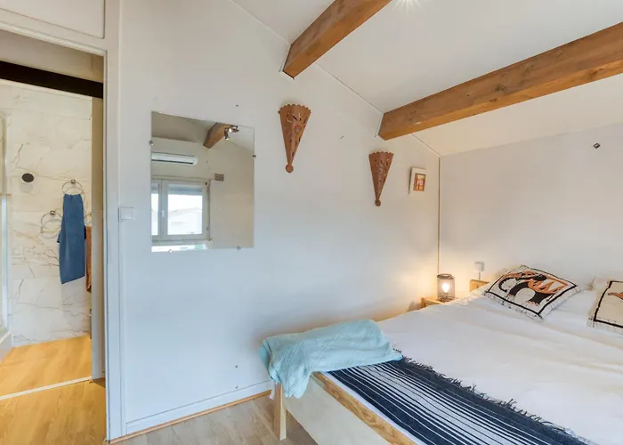 Maison Pour 6 Entre Vignes Et Marseillan (Herault)